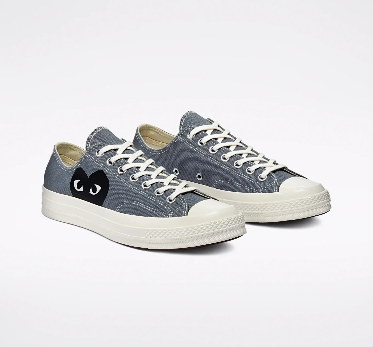 57 Converse Black Heart Grey Low Top